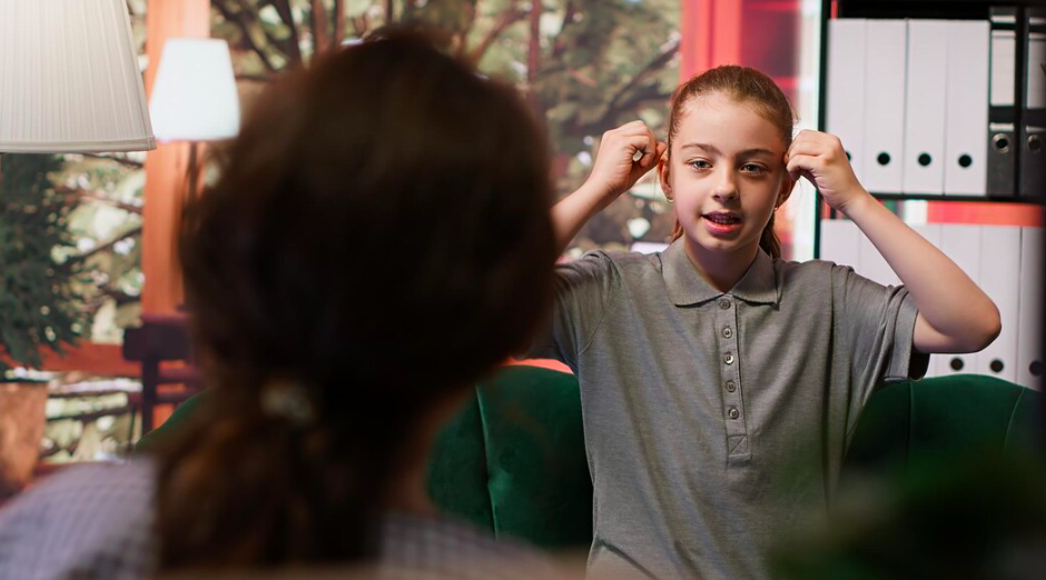 girl in EMDR therapy
