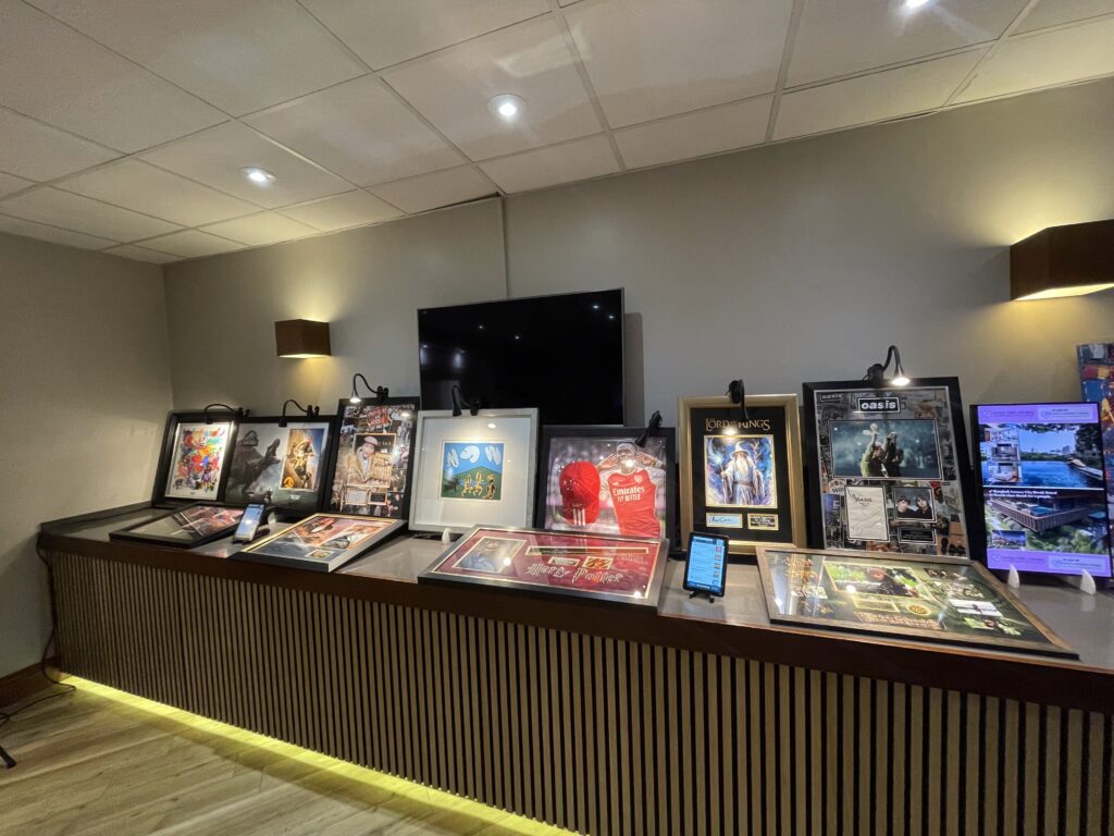 Silent bidding items